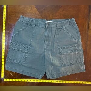 Vintage Y2K Savane Army Green cargo shorts